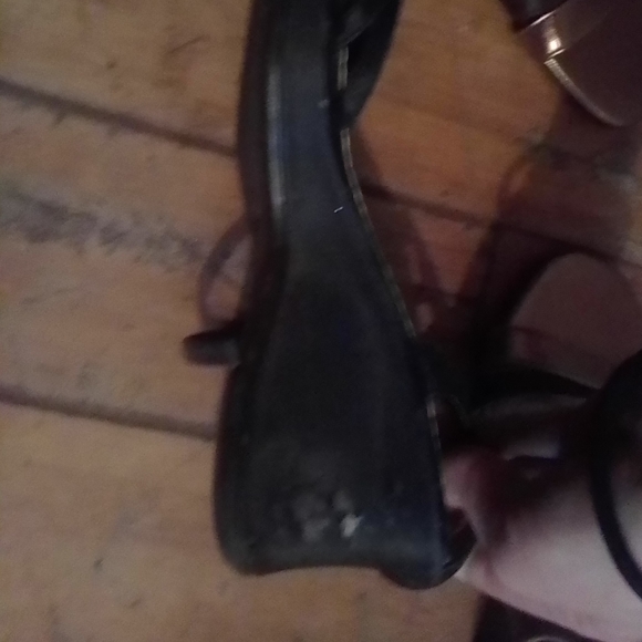 Young girl heels - Picture 5 of 8